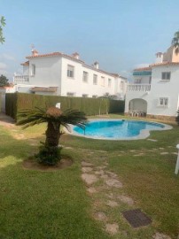 Apartment 2 Bedrooms in Oliva Nova