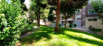 Apartment 3 Bedrooms in Garrido