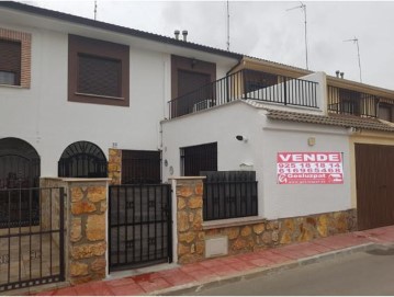 House 5 Bedrooms in Corral de Almaguer