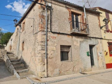 House 4 Bedrooms in Turégano