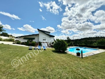 Casa o chalet 5 Habitaciones en Ferral del Bernesga