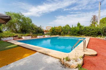 Country homes 8 Bedrooms in Valls