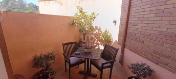 House 4 Bedrooms in Caldes de Montbui