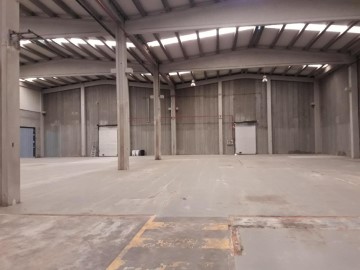 Industrial building / warehouse in San Isidro de Benageber