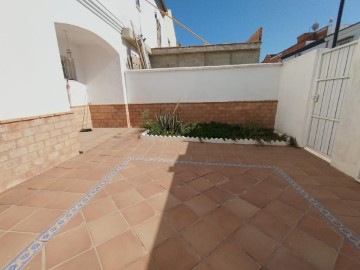 Casa o chalet 4 Habitaciones en Sanlúcar la Mayor