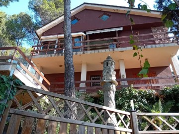 House 3 Bedrooms in El Serrat de Castellnou