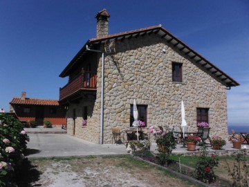 Maison 5 Chambres à Santillán