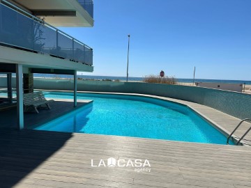 Apartment 3 Bedrooms in Les Botigues de Sitges