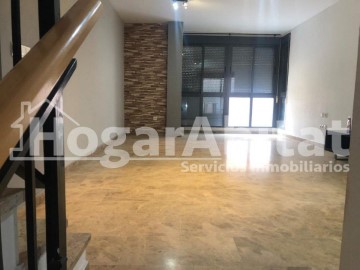 House 5 Bedrooms in Plaza Xuquer