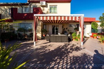 Casa o chalet 4 Habitaciones en Ogíjares