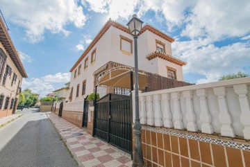 Casa o chalet 3 Habitaciones en La Zubia