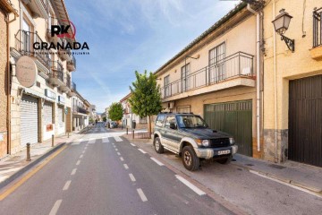 Casa o chalet 6 Habitaciones en Altos de la Zubia