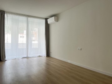 Apartment 3 Bedrooms in Bellvitge