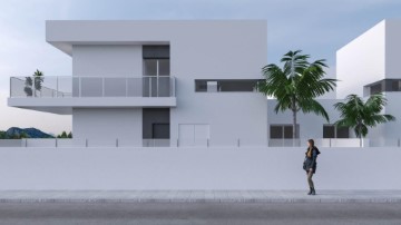 House 3 Bedrooms in Daya Vieja