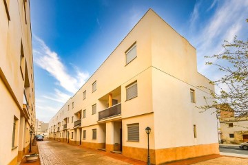 Maison 4 Chambres à Roquetes