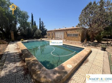 House 6 Bedrooms in Rebolledo