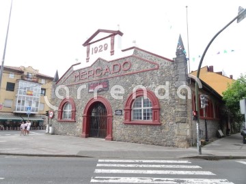 Locaux commerciaux à Sarón