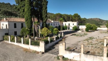 Country homes 24 Bedrooms in El Chaparral