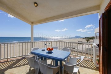 Apartment 4 Bedrooms in Platja de Oliva