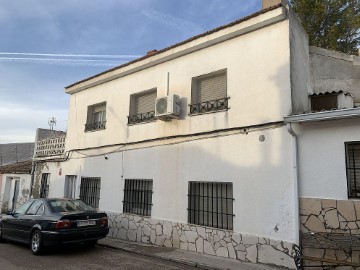 House 3 Bedrooms in Villarrubia de Santiago