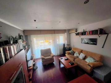 Apartamento 2 Quartos em L'Hostal - Lledoner