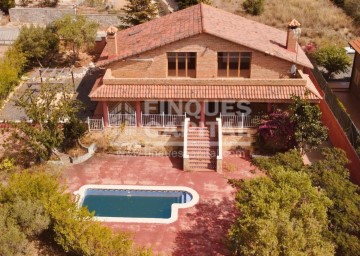 House 5 Bedrooms in Planes del Puig