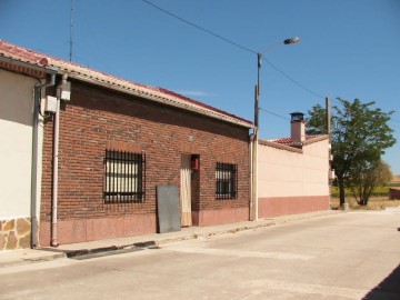 Casa o chalet 3 Habitaciones en Almenara de Adaja