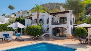 House 4 Bedrooms in El Portet-Pla del Mar