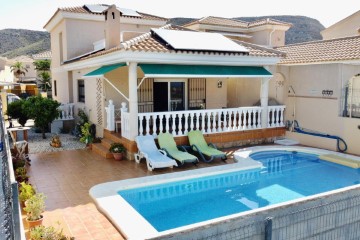 House 6 Bedrooms in San Juan de los Terreros