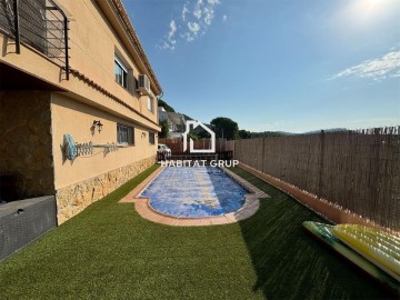 House 4 Bedrooms in Mas Mora - Sant Daniel