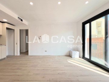 Apartamento 2 Quartos em Llefià - Sant Roc - Artigues