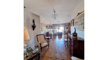 Apartment 4 Bedrooms in La Fuente del Ahijado