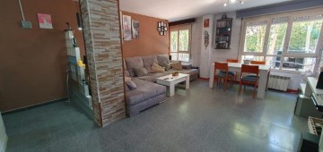 Apartment 3 Bedrooms in Can Borrell