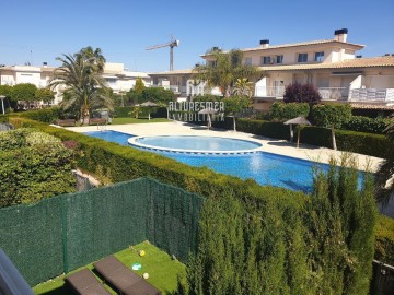 House 4 Bedrooms in El Carme-Sant Agustí-Bonavista