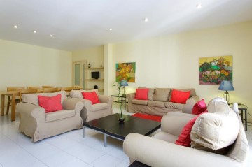 Duplex 4 Bedrooms in Gràcia