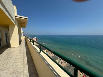 Apartment 3 Bedrooms in Playa