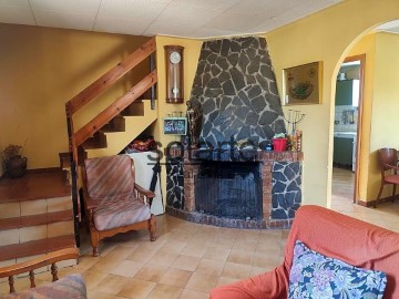 Country homes 4 Bedrooms in Riudarenes