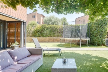 House 4 Bedrooms in L'Ametlla del Vallès