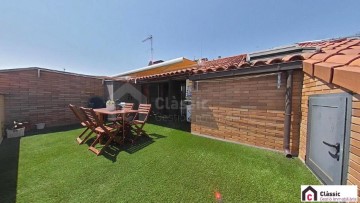 Duplex 4 Bedrooms in Santpedor