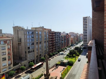 Apartment 4 Bedrooms in Residencia