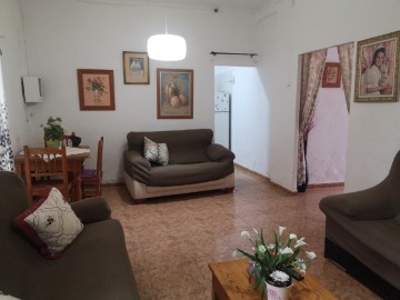 House 2 Bedrooms in Corinto