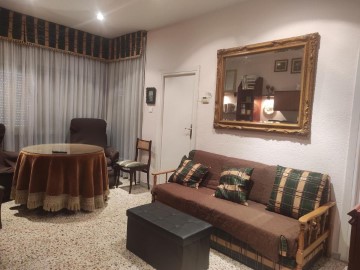 Apartment 3 Bedrooms in Baza