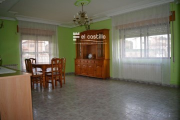 Piso 4 Habitaciones en Sotillo de la Adrada