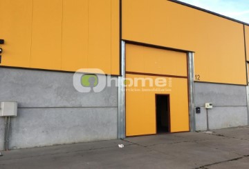 Industrial building / warehouse in Valcabado