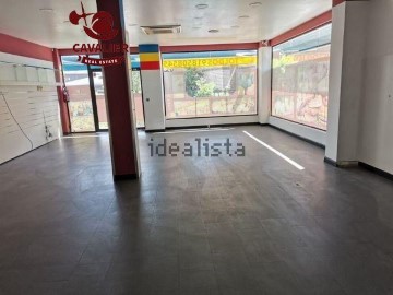 Local en Villalba Estación