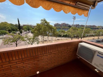 Apartment 3 Bedrooms in Nou Barris