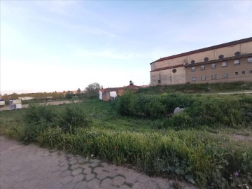 Terreno em La Salle - Vistahermosa