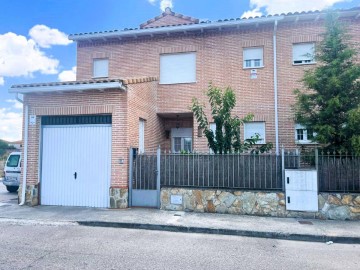 Maison 3 Chambres à Santa Olalla