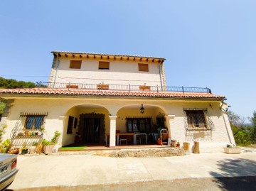 Maisons de campagne 11 Chambres à Benafer