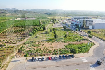 Terrenos en Polígono Industrial Este